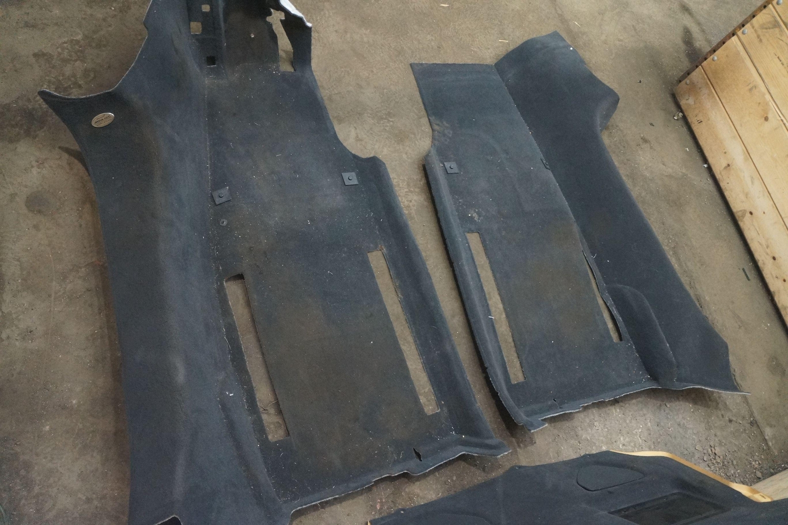 Set 3 Left Right Rear Carpet Trim Lining Rug Panel 11N3221SP McLaren MP4-12C