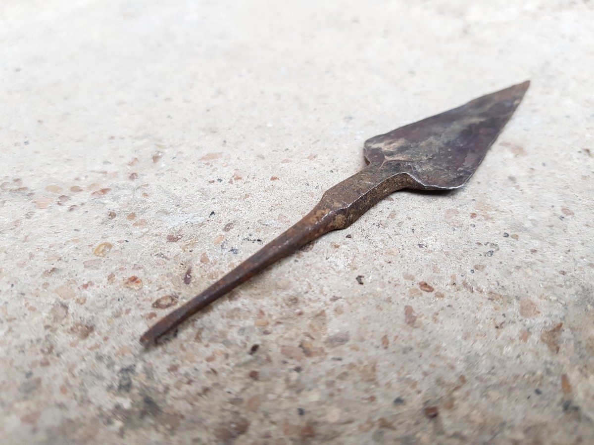 Petite Flèche Miniature Ancienne En Fer - Fabriquée à La Main (Inde) - 4,1 Pouces