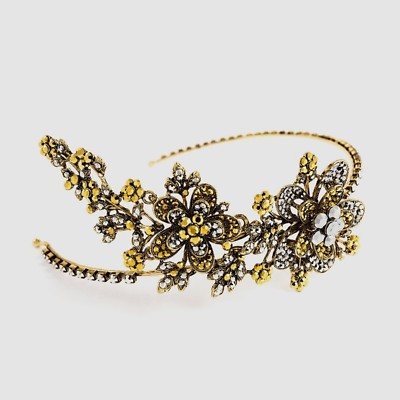 NIB BUTLER & WILSON CRYSTAL TRAILING FLOWER/LEAF HEAD BAND GOLD