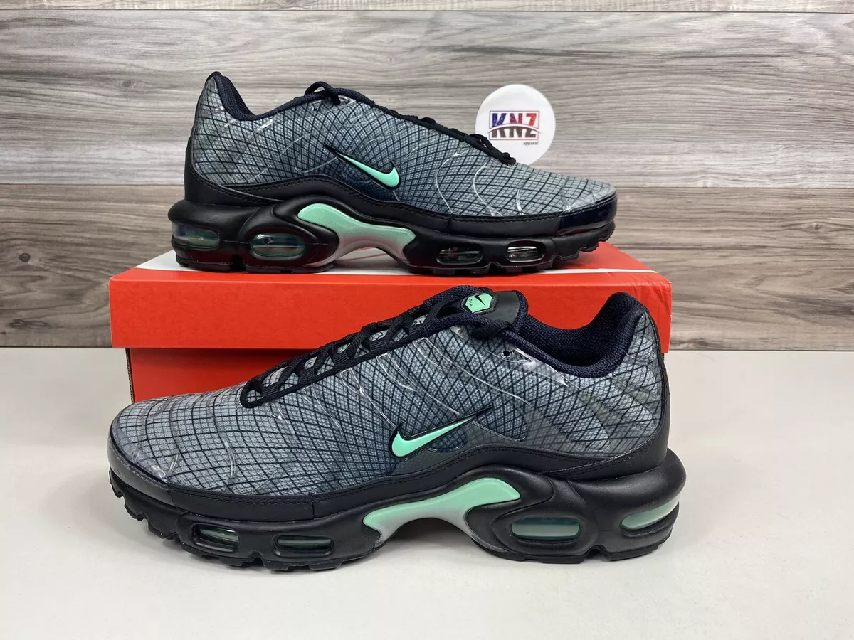 Nike Air Max Plus Men's Shoes.