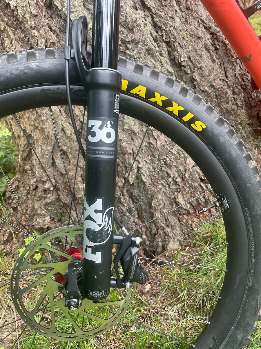 2021 Lg Evil Wreckoning w/ 2022 frame, 2024 rear triangle 2021 Lg Evil Wreckoning w/ 2022 frame, 2024 rear triangle