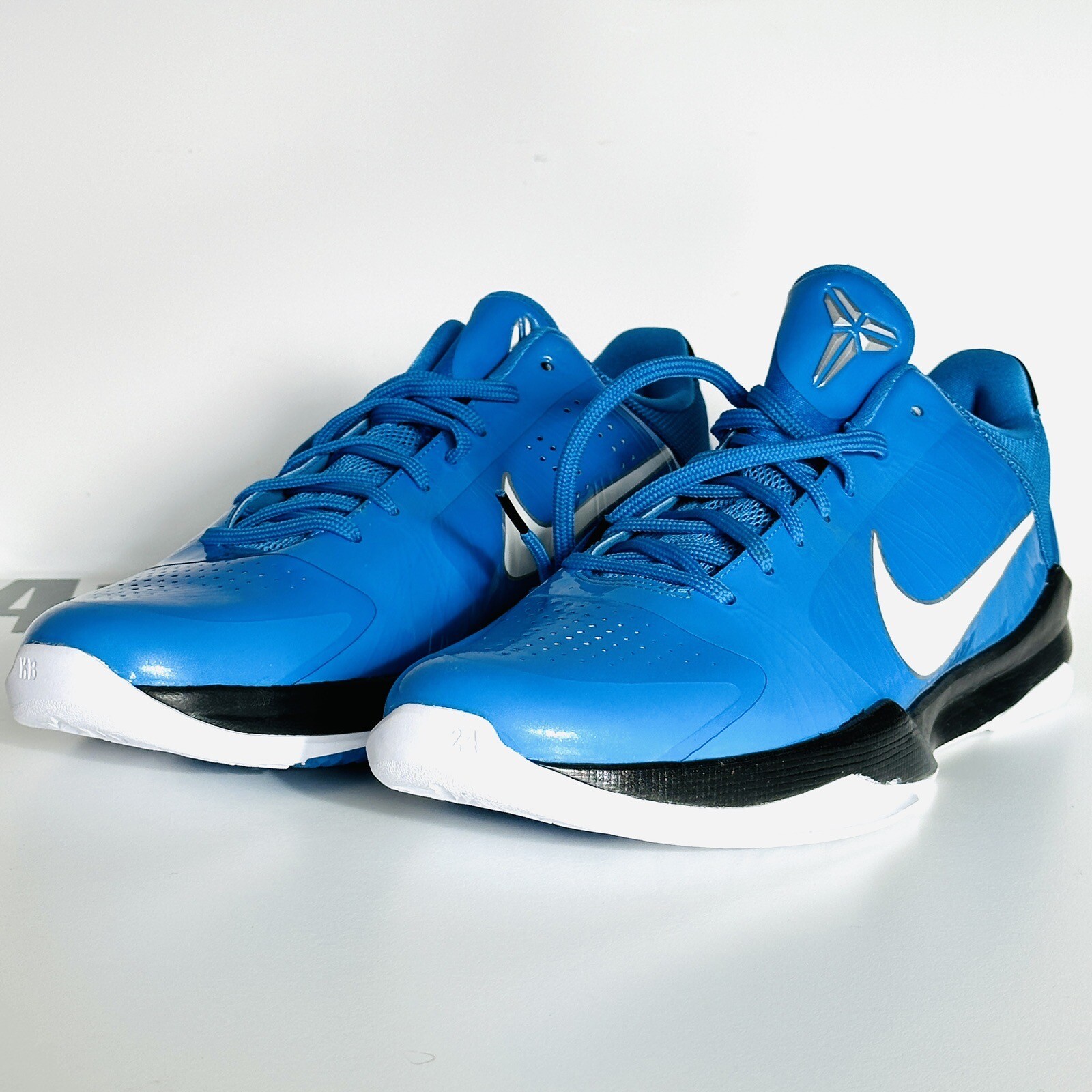 NEW 2010 Rare Nike Kobe V LIMiTED Miles Davis 386429-400 image 5