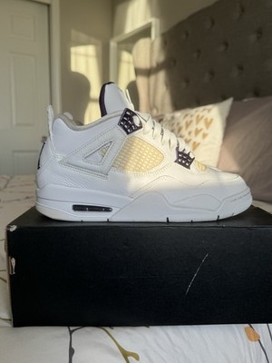 Jordan 4 Metallic Purple