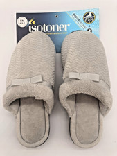Isotoner Women s Microterry Clog Slippers Gray Chevron Bow Size 6.5-7 NWT