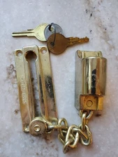 IDEAL (SK28?) SECURITY CHAIN DOOR LOCK  DOR-LOCKEY OPERATED KEY CHAIN BRASS USA