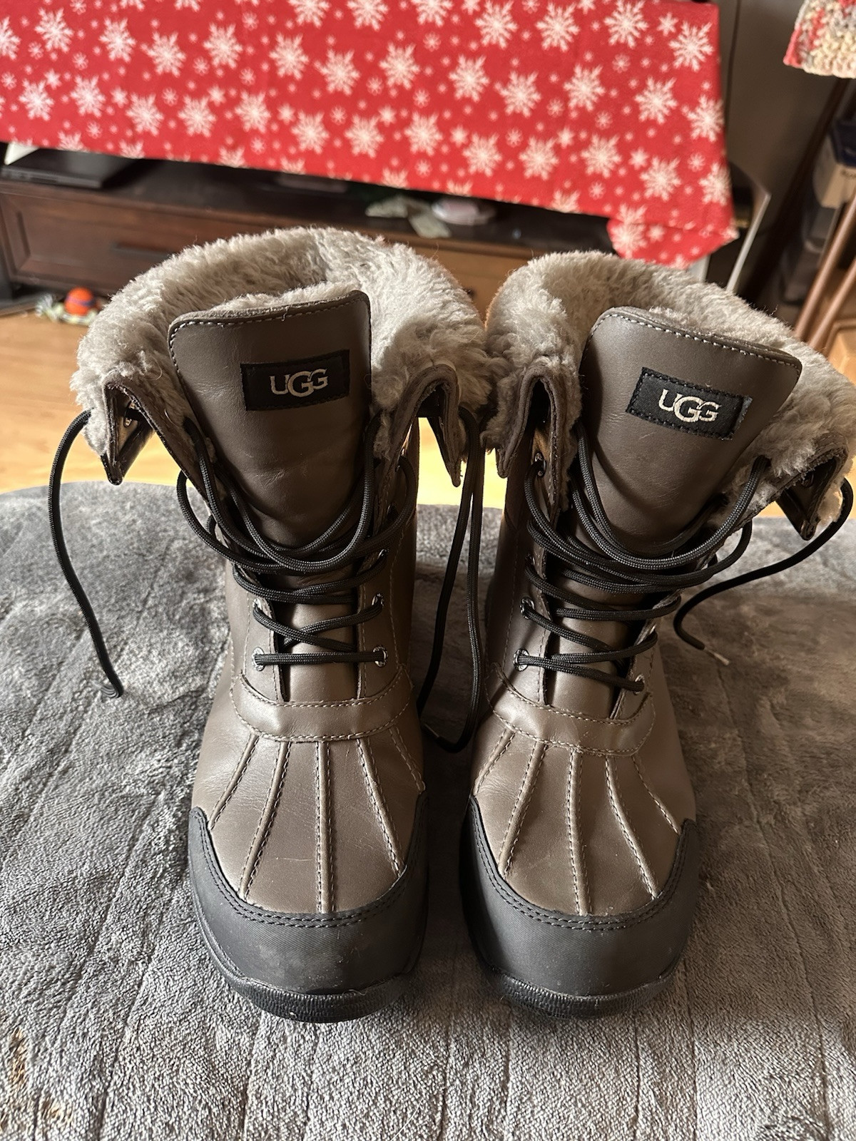 UGG Men's Butte Waterproof Boot in Black/Grey - Size 10