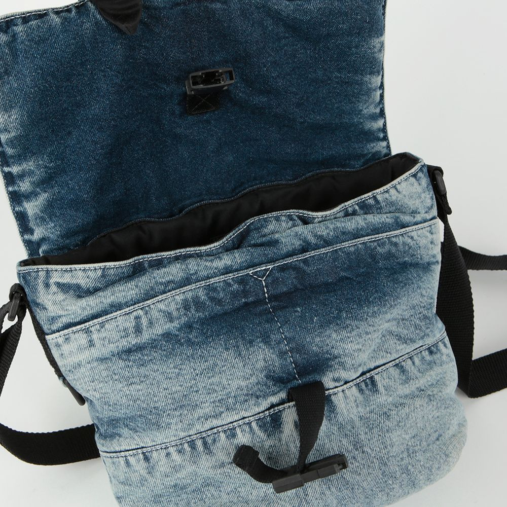 Balenciaga 620259 Explorer Small Messenger Crossbody Bag