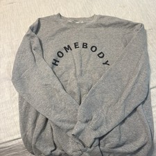 Grey Crewneck Women s Size Medium