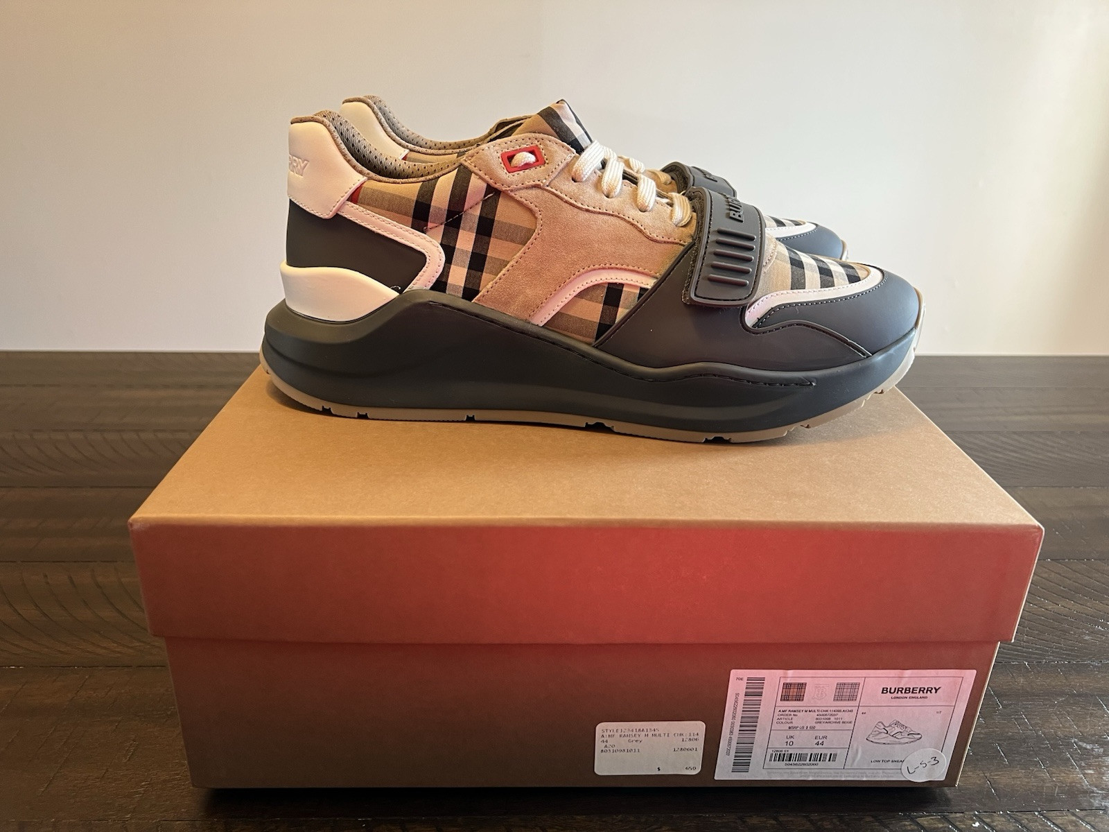Vintage Burberry Ramsey Grey/Archive Beige Checkerboard Size 44 EU 8031098 NIB image 5