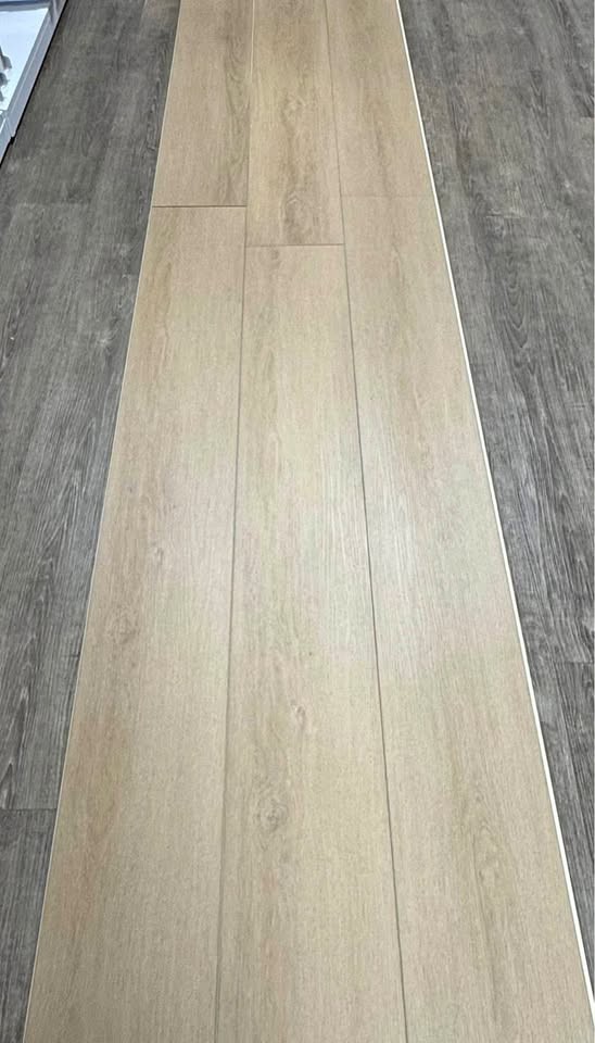 Premium Coretec Enhanced LVP 8mm thick 22 Mil Wear Layer 9”w color Golden Veil