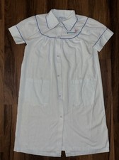 Vintage 70s Sears The Comfort Coat Housecoat Size Medium Embroidered Pearl Snaps