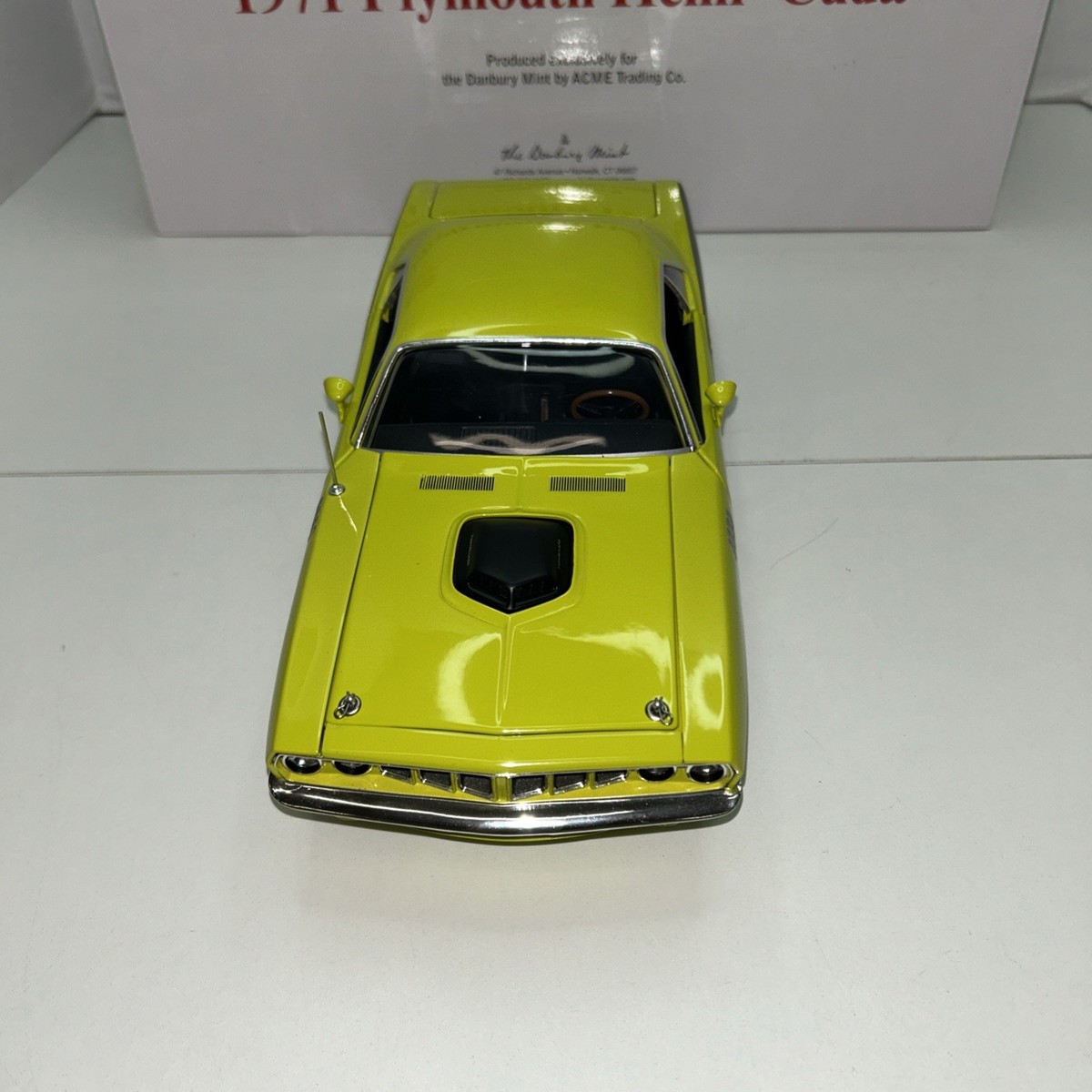 A1806120 - 1971 Plymouth HEMI 'Cuda - The Danbury Mint - 1:18