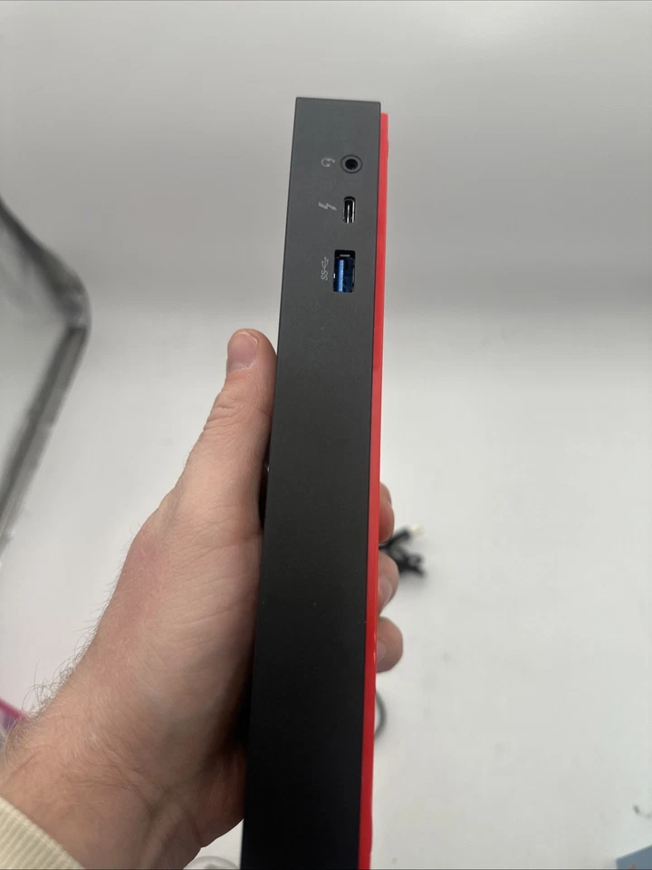 Lenovo ThinkPad 40AN ThunderBolt 3 Dock Gen 2 con fuente de alimentación 135W Foto 4 de 4