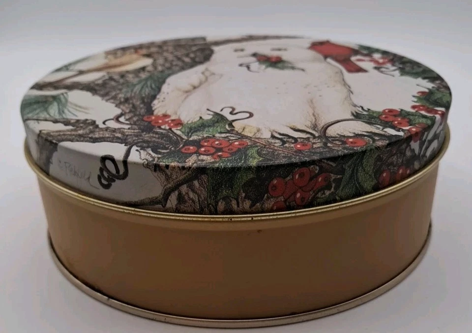 De colección Woodland Celebration Por Jamie Gardner Rehfeld Pastel de Navidad Lata Búho de Nieve Foto 3 de 4