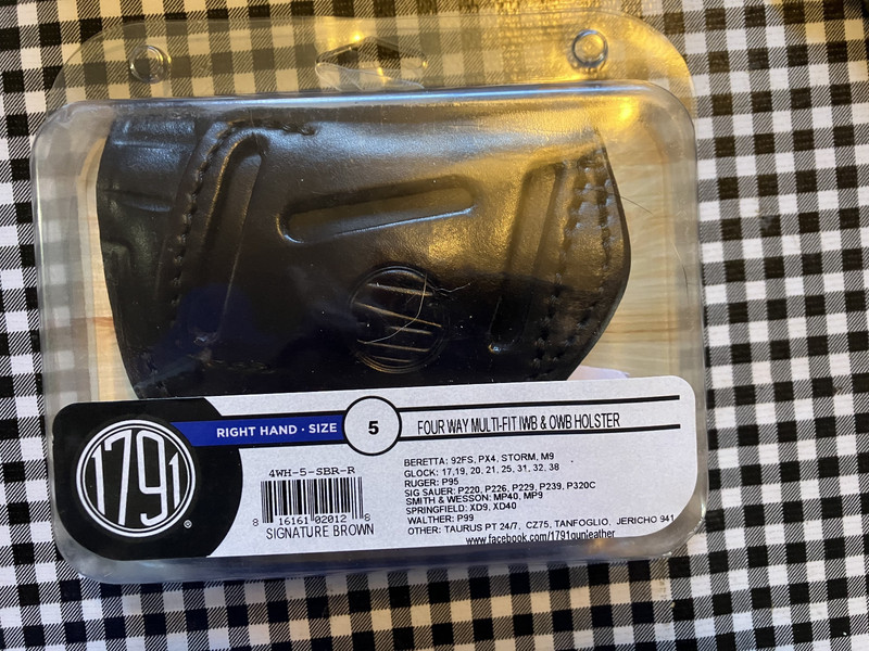 NEW NIP 1791 RH SIZE 5 FOUR WAY MULTI-FIT IWB OWB LEATHER HOLSTER COLT SIG S&W
