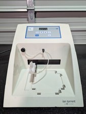 Life Technologies Ion Torrent 8441-26 Ion OneTouch ES Dx Sequencer