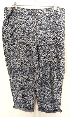 Chico's Cuffed Capri Pants Button Zip Waist Gray Blue Print Size 3