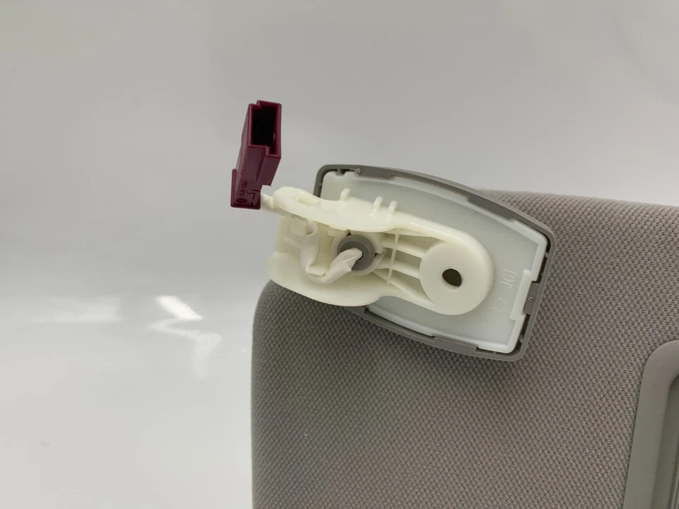 BMW 750i 2009-2015 conductor parasol parasol gris iluminado OEM E04B02043 Foto 3 de 4