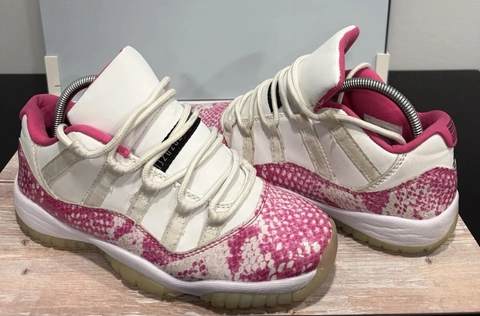 Nike Air Jordan 11 Retro Low 'Pink Snakeskin‘ Women’s Sz 8.5 CD6846-106 - Image 4 of 4