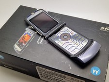 Great Condition UNLOCKED Mixed Colour BOXED Motorola RAZR V3i Mobile Phone