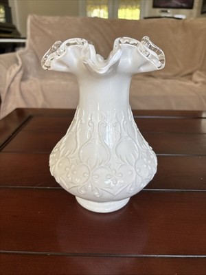 Fenton Spanish Lace Silvercrest Milk Glass Ruffled Edge Vase 8'' 