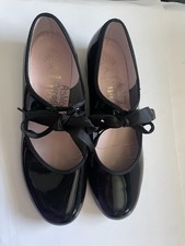 Capezio The dancemaker Tap Shoes Size 5 M