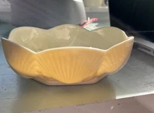 Vtg Belleek Ireland Neptune Small Dish Shell Design Ivory Porcelain Green Mark