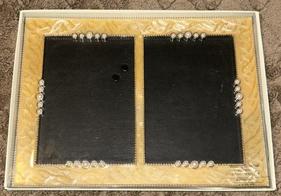 INHABIT WEDDING COLLECTION INVITATION EPOXY PEARLS PICTURE FRAME  