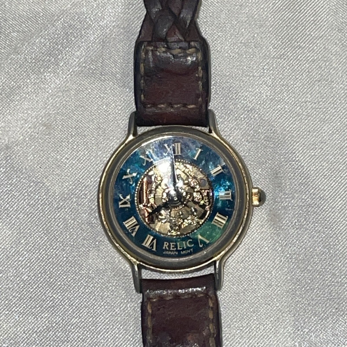 Vintage Relic Women's PRISMATIC DIAL Quartz Watch Braided Vintage Relic Women's PRISMATIC DIAL Quartz Watch Braided