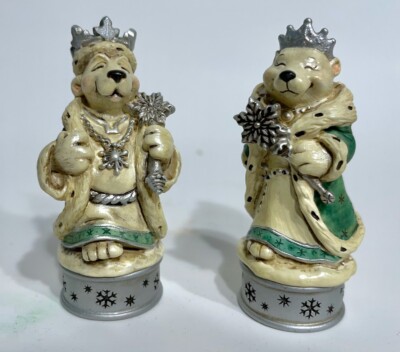 Hallmark 2004 Christmas Chess Set A Winter Adventure North Pole