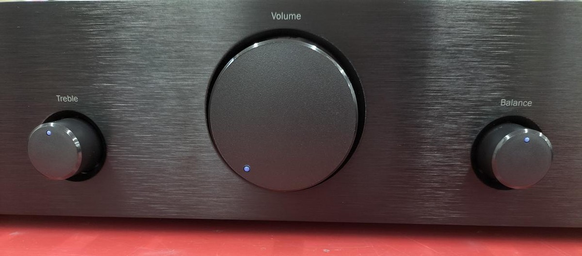Cambridge Audio Topaz AM5 Integrated Amplifier Good