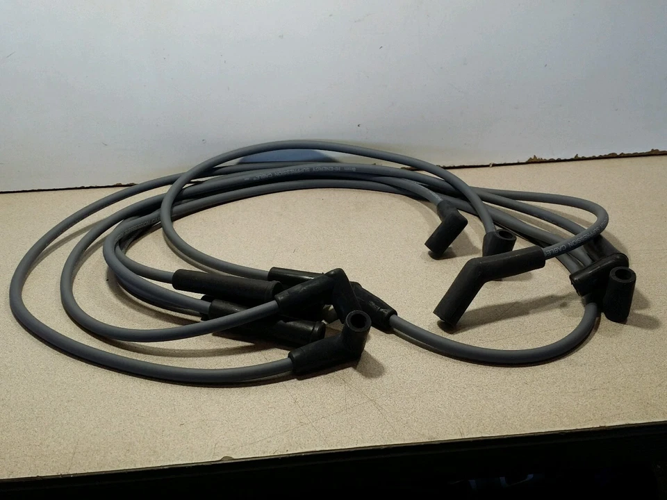 Juego de cables de bujías Federal Parts 2914, se adapta a vehículos enumerados en la tabla a continuación Foto 2 de 4