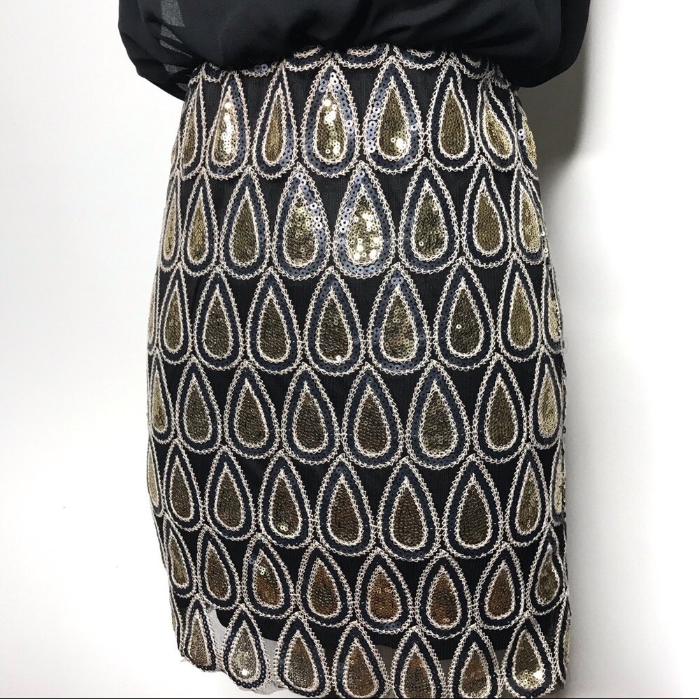green emerald velvet dress Boohoo Black & Gold Sequin Dress, Size 12, small fitting – Wild Wardrobe  Limited main image 0