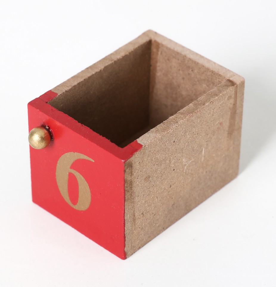 brubaker-reusable-wooden-advent-calendar-to-fill-bethlehem-with-24