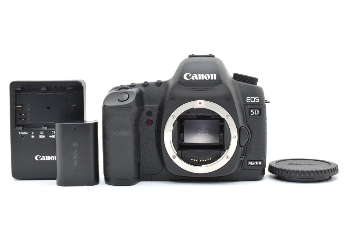 SC:5112 [Almost Unused] Canon EOS 5D Mark II 21.1 MP Digital
