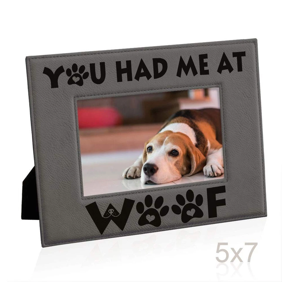 - Marco de fotos de cuero grabado You Had Me At WOOF - Regalos para amantes de los perros, 5x7-Ho... Foto 4 de 4