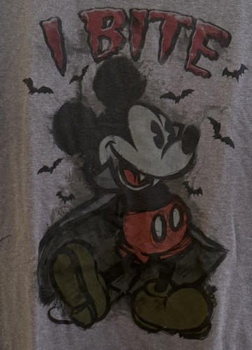 Disney Store Mickey Mouse Vampire I Bite Halloween Dracula Gray T Shirt Size M