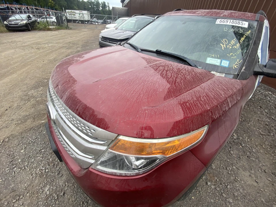 Used Hood fits: 2014 Ford Explorer Grade A Foto 2 de 4