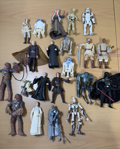 STAR WARS 2004 Figures Lot Of  21 Figures!!