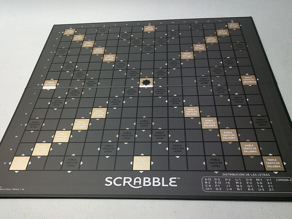 MATTEL - SCRABBLE 70 ANOS - "DANDO MAS JUEGO QUE NUNCA - SCRABBLE IN SPANISCH - Bild 4 von 4