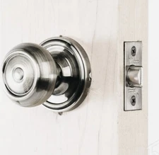 Weslock Savannah Satin Nickel Privacy Bed/Bath Door Handle Set NIB