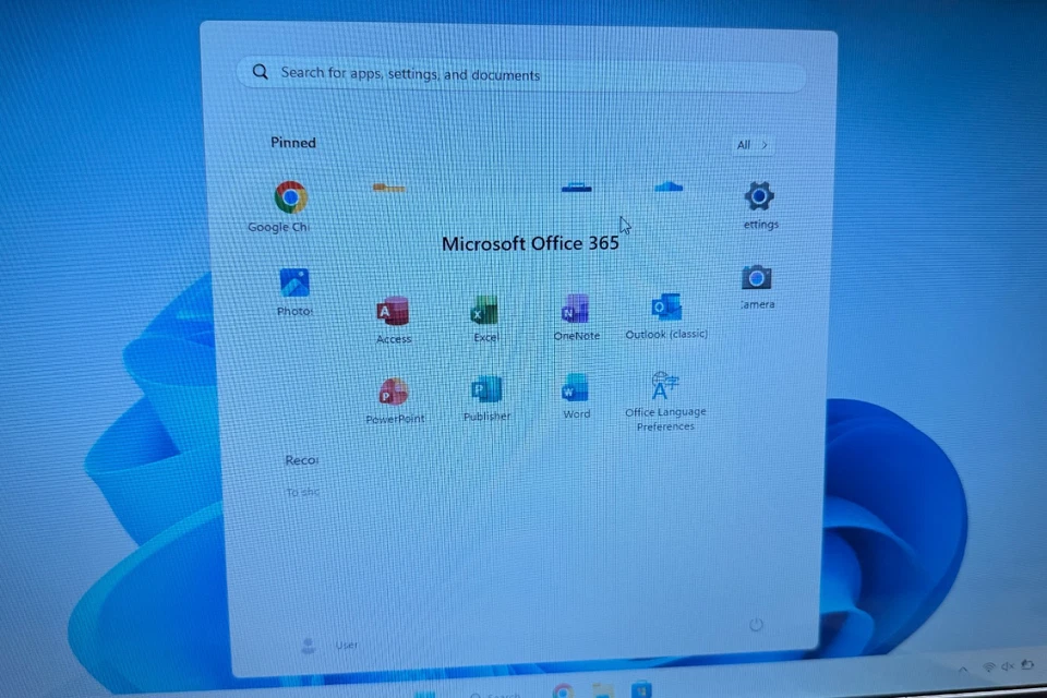 Acer Aspire 5733 15,6" Zoll Laptop Computer - Windows 11, Office 365, i3, SSD - Bild 3 von 4