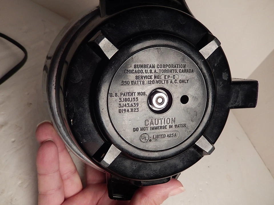 Vintage MCM Sunbeam Automatic Egg Cooker Poacher Model EP-C Works Minty - Image 3 of 3