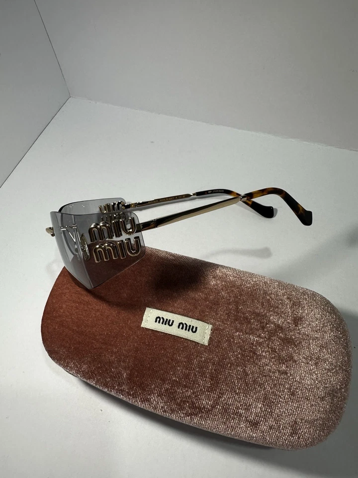 Gafas de sol de pasarela Miu A51S Foto 4 de 4