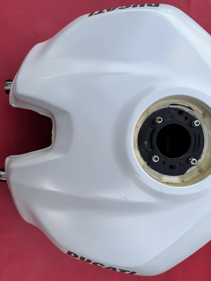 Tanque de combustible 13-15 16-19 Ducati Panigale 899/959 blanco ártico limpio bonito sin óxido Foto 3 de 4