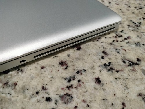 Macbook Pro A1297 17 Zoll 8GB RAM Laptop Anfang 2011 kein HD schlechter Bildschirm wie abgebildet - Bild 6 von 7
