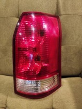 2002-2003 Saturn Vue Passenger Right Rh Side Tail Light Taillight Lamp Oem
