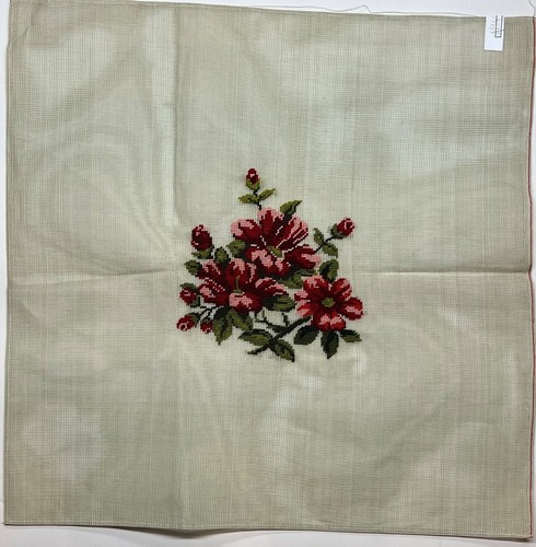 Preworked FLOWERS BOUQUET Center Work Needlepoint Canvas 11.5" x 11.5" 5040 - Picture 2 of 2