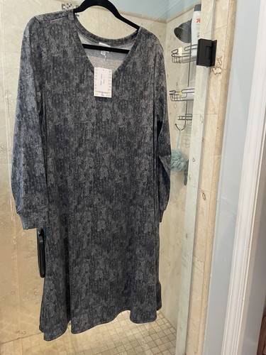 LuLaRoe Emily Long Sleeve V-Neck Dress 