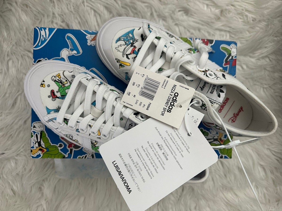 Unisex Adidas Disney Nizza Goofy Shoe. Men's 7, Women's 9